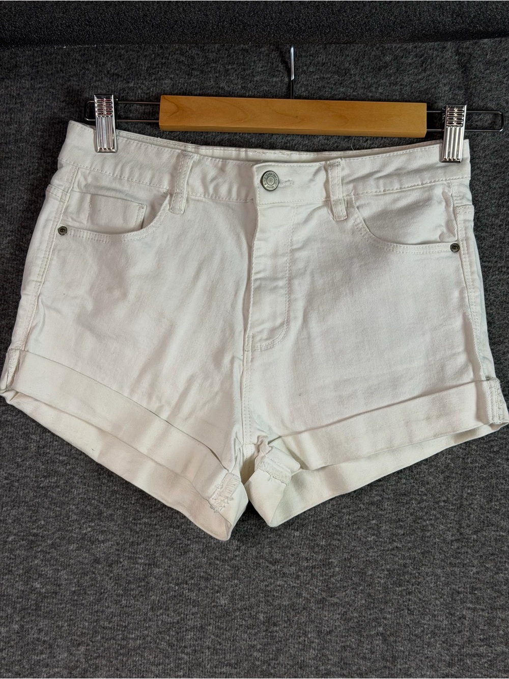 Zara Trafaluc White Denim Cuffed Shorts Size 6